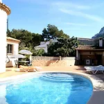 Efaistos Villa